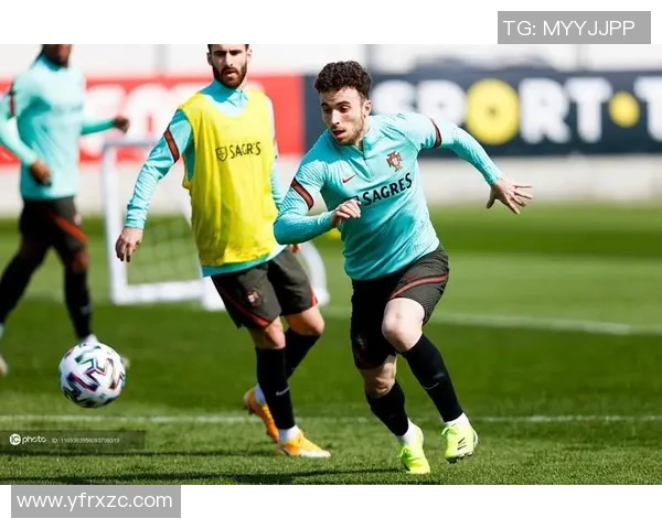 世界杯经典战役深度复盘从1998到2022赛季的传奇对决